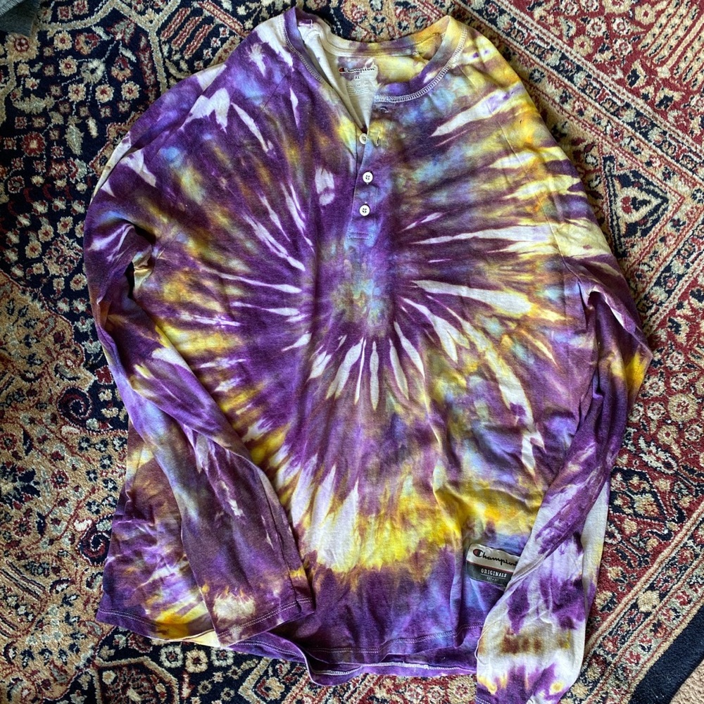 handmade tie dyed champions long sleeve size XL